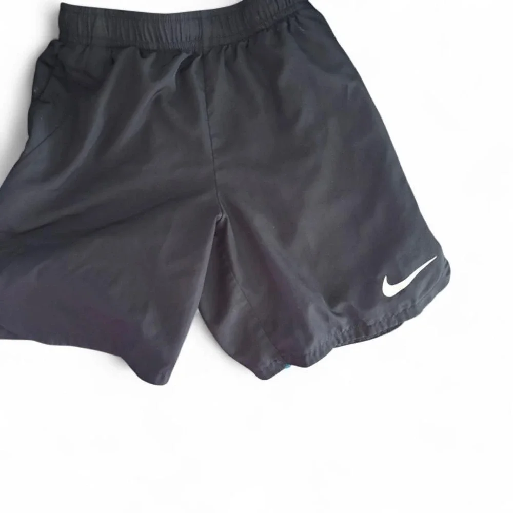 Nike Black running shorts kids size 7‎